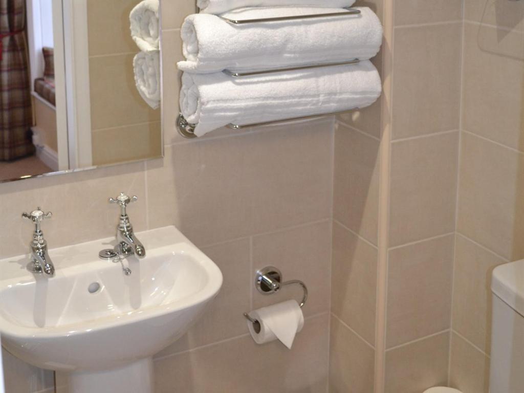 The Stapylton Arms Hotel Wass Room photo