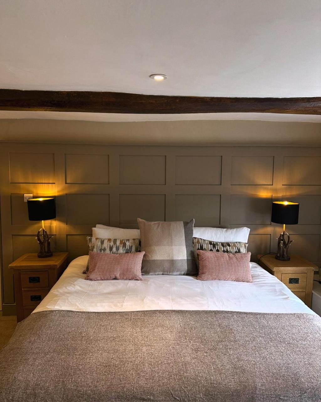 The Stapylton Arms Hotel Wass Room photo