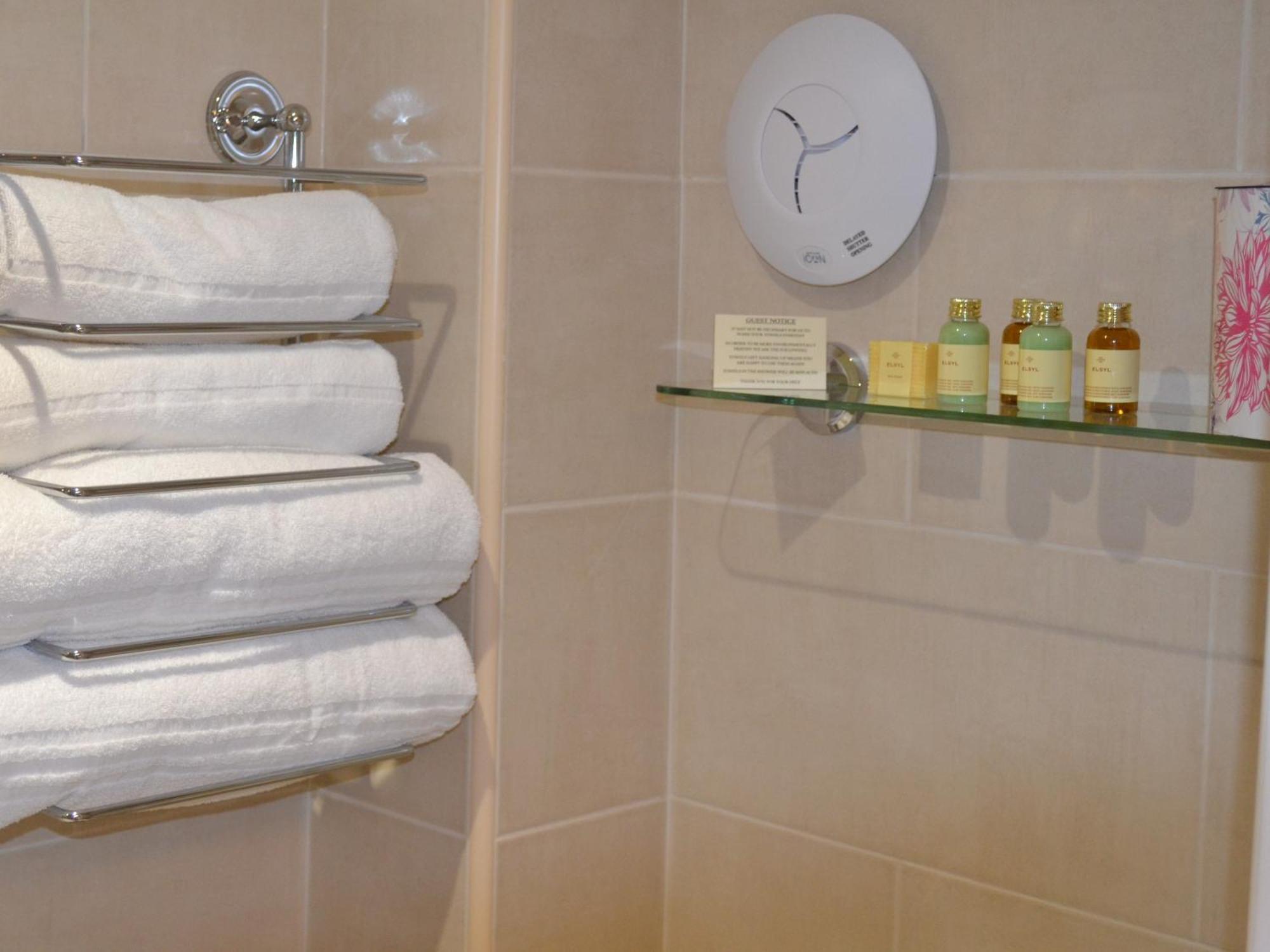 The Stapylton Arms Hotel Wass Room photo